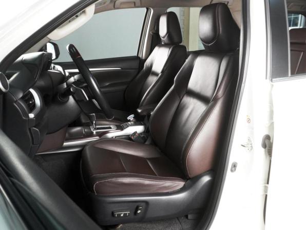 Toyota Fortuner II с пробегом 2018 года, цена 3 228 000 рублей, 120287 км, внедорожник, Автокод Объявления