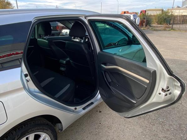 Lada (ВАЗ) Vesta I с пробегом 2019 года, цена 940 000 рублей, 118571 км, универсал, Автокод Объявления