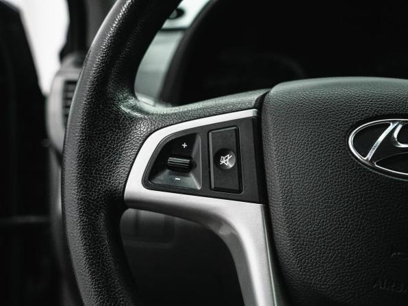Hyundai Solaris I с пробегом 2012 года, цена 788 000 рублей, 180954 км, хэтчбек, Автокод Объявления