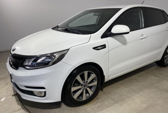Kia Rio III Рестайлинг с пробегом 2016 года, цена 1 100 000 рублей, 113630 км, хэтчбек, Автокод Объявления