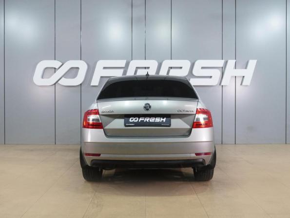 Skoda Octavia III (A7) Рестайлинг с пробегом 2019 года, цена 1 699 000 рублей, 130798 км, лифтбек, Автокод Объявления