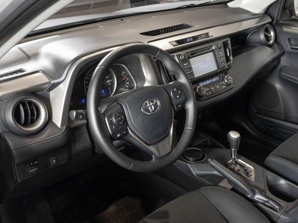 Toyota RAV4 IV (XA40) с пробегом 2014 года, цена 1 584 954 рубля, 283921 км, внедорожник, Автокод Объявления