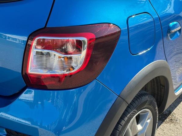 Renault Sandero II с пробегом 2018 года, цена 1 145 000 рублей, 87052 км, хэтчбек, Автокод Объявления