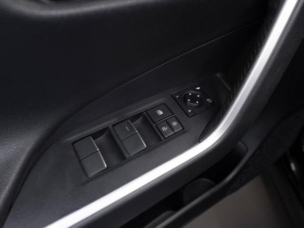 Toyota RAV4 V (XA50) с пробегом 2021 года, цена 3 130 000 рублей, 99663 км, внедорожник, Автокод Объявления