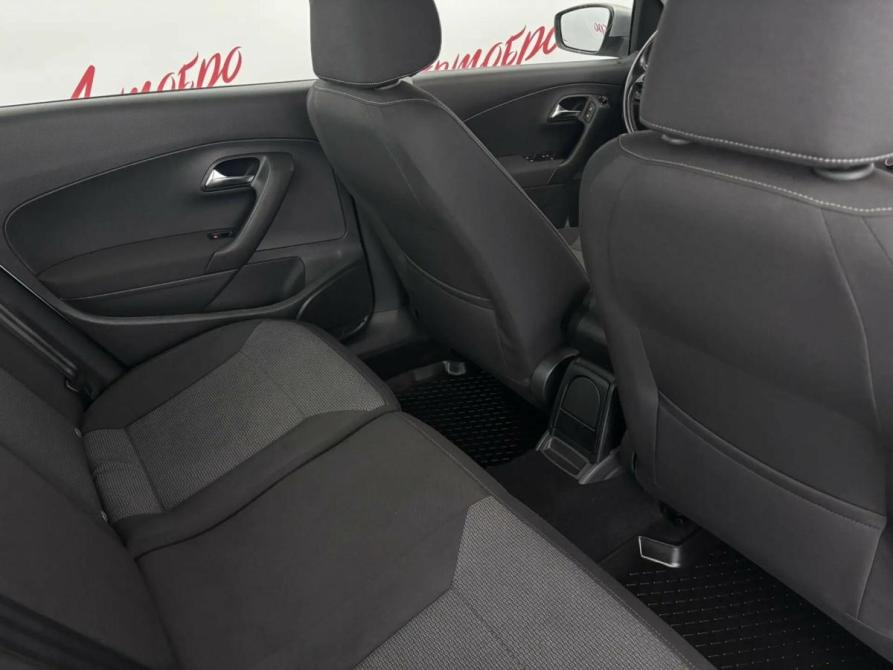 Volkswagen Polo V Рестайлинг Псков  - изображение 13