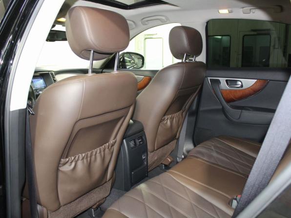 Infiniti QX70 с пробегом 2016 года, цена 2 600 000 рублей, 160000 км, внедорожник, Автокод Объявления