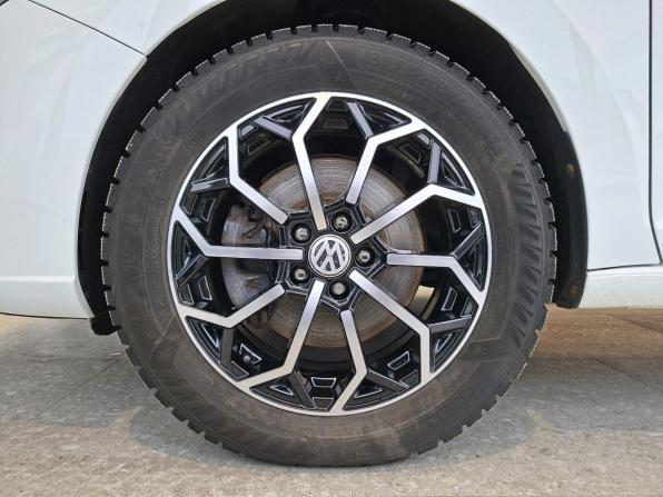 Volkswagen Polo VI с пробегом 2020 года, цена 1 564 000 рублей, 61794 км, лифтбек, Автокод Объявления