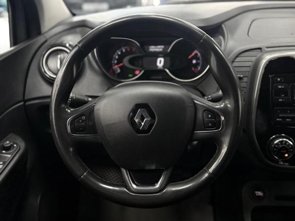 Renault Kaptur I с пробегом 2018 года, цена 1 450 000 рублей, 186000 км, внедорожник, Автокод Объявления