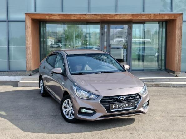 Hyundai Solaris II с пробегом 2019 года, цена 1 350 000 рублей, 117931 км, седан, Автокод Объявления