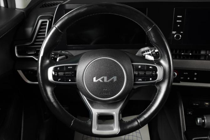 Kia Sportage V с пробегом 2023 года, цена 2 999 000 рублей, 25500 км, внедорожник, Автокод Объявления