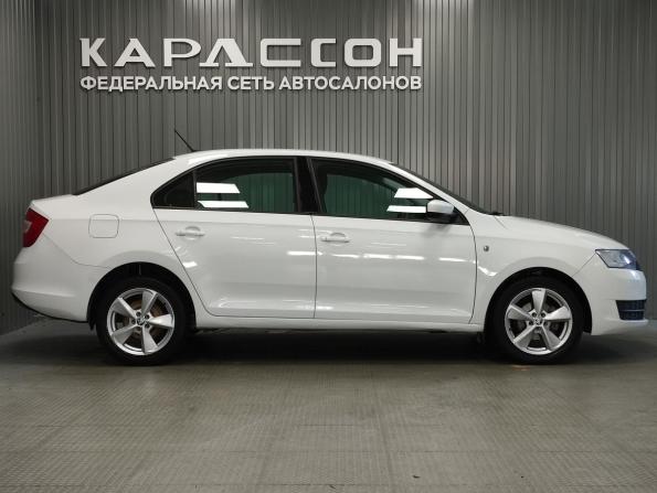 Skoda Rapid I Рестайлинг с пробегом 2017 года, цена 879 000 рублей, 215055 км, лифтбек, Автокод Объявления