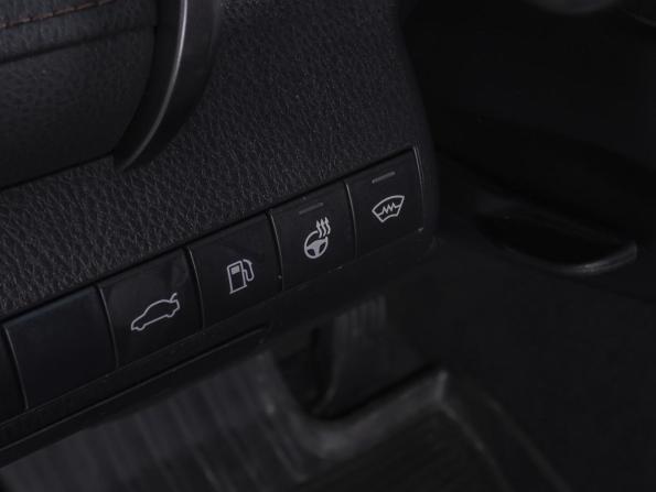Toyota Camry VIII (XV70) с пробегом 2018 года, цена 2 690 000 рублей, 93817 км, седан, Автокод Объявления