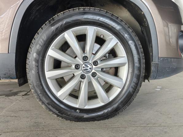 Volkswagen Tiguan I Рестайлинг с пробегом 2016 года, цена 1 097 000 рублей, 129231 км, внедорожник, Автокод Объявления