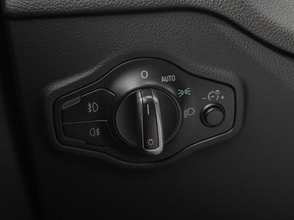Audi Q5 I (8R) Рестайлинг с пробегом 2016 года, цена 2 220 000 рублей, 240948 км, внедорожник, Автокод Объявления