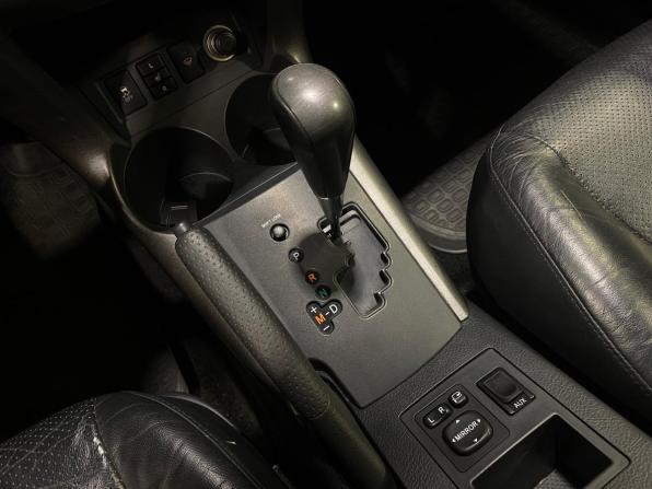 Toyota RAV4 III (XA30) Рестайлинг с пробегом 2012 года, цена 1 380 000 рублей, 193706 км, внедорожник, Автокод Объявления