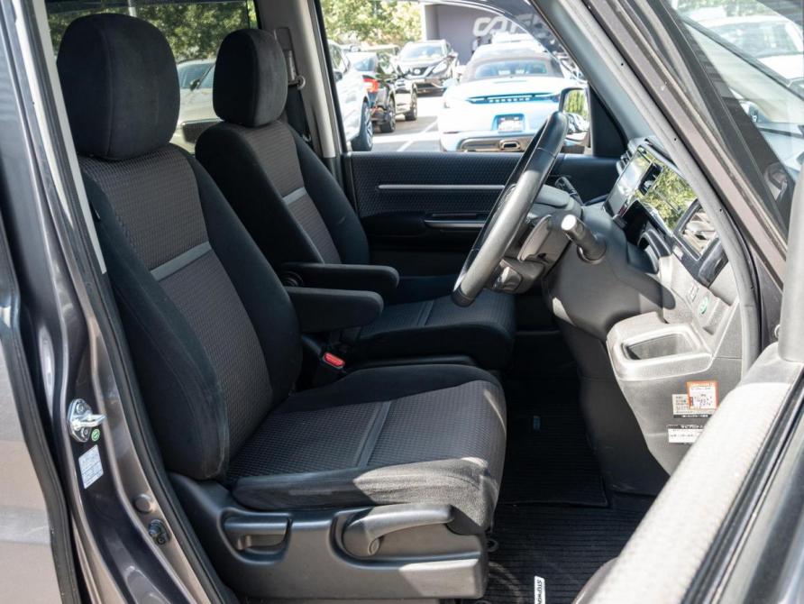 Honda Stepwgn V Краснодар  - изображение 11