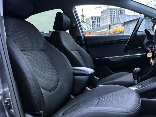 Kia Rio III Рестайлинг с пробегом 2015 года, цена 949 000 рублей, 142233 км, седан, Автокод Объявления