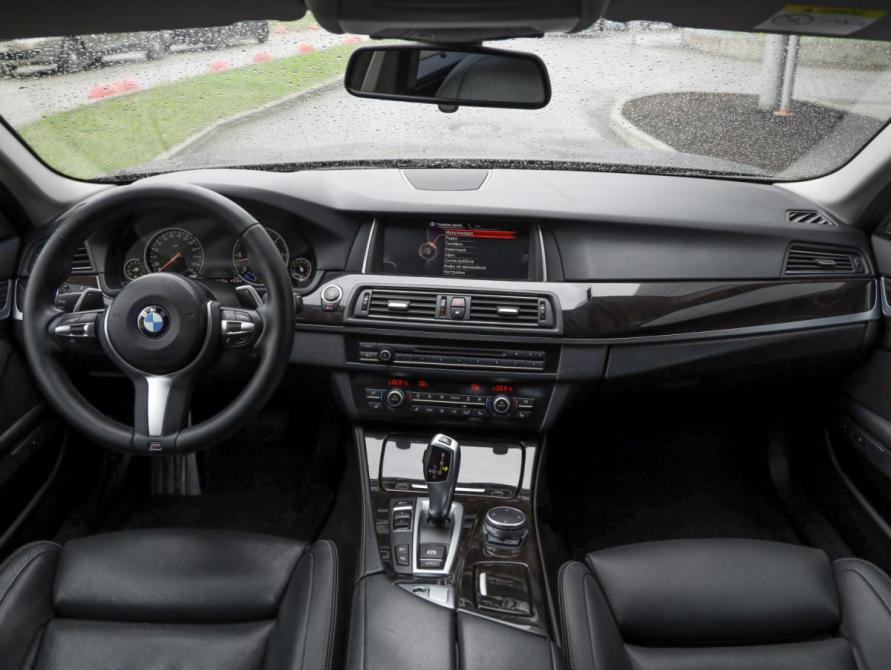 BMW 5 серии VI (F10/F11/F07) Рестайлинг Санкт-Петербург  - изображение 12