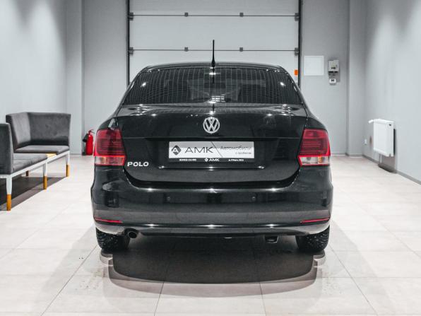 Volkswagen Polo V Рестайлинг с пробегом 2015 года, цена 929 724 рубля, 132952 км, седан, Автокод Объявления