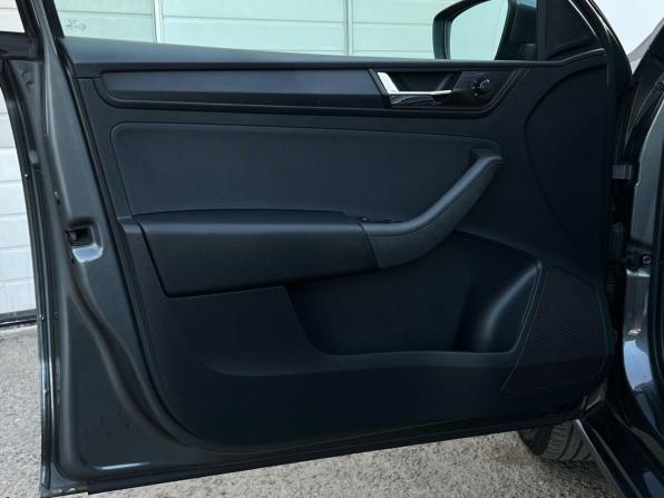 Skoda Rapid II с пробегом 2021 года, цена 1 443 000 рублей, 85600 км, лифтбек, Автокод Объявления