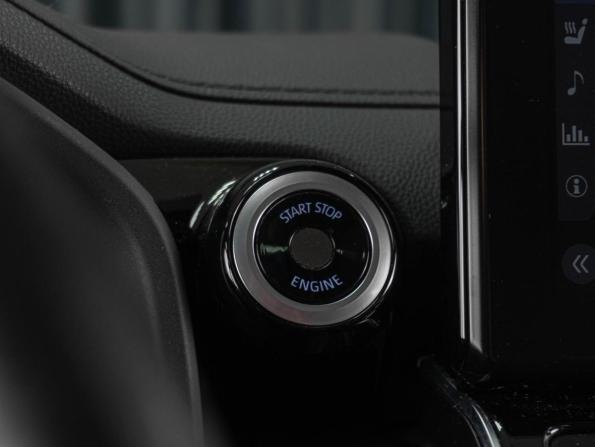 Toyota Land Cruiser 300 Series с пробегом 2021 года, цена 10 599 000 рублей, 86012 км, внедорожник, Автокод Объявления