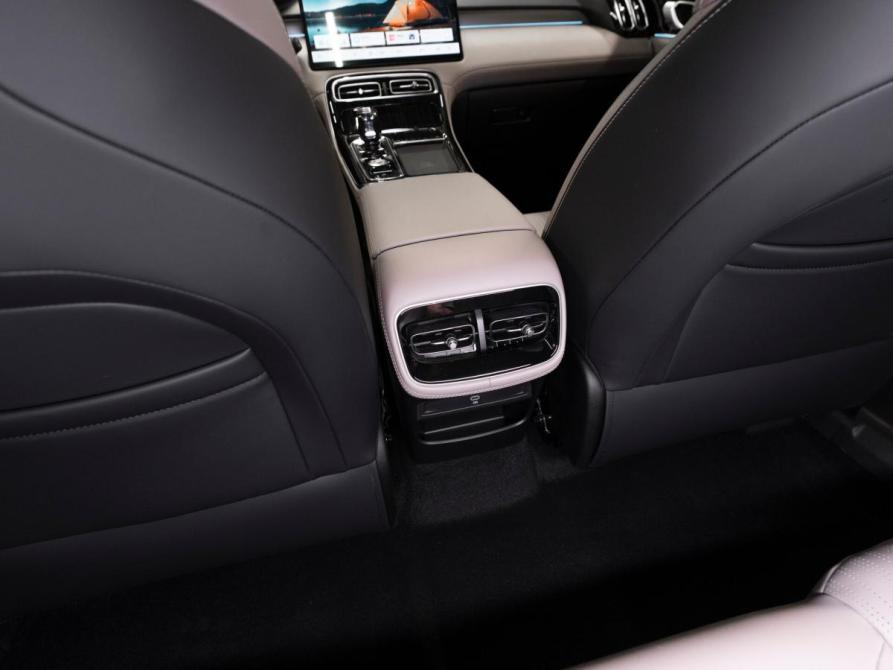 Geely Atlas II Москва  - изображение 15