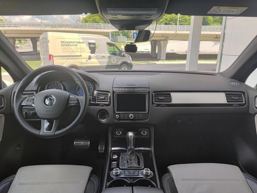 Volkswagen Touareg II Рестайлинг Казань  - изображение 17