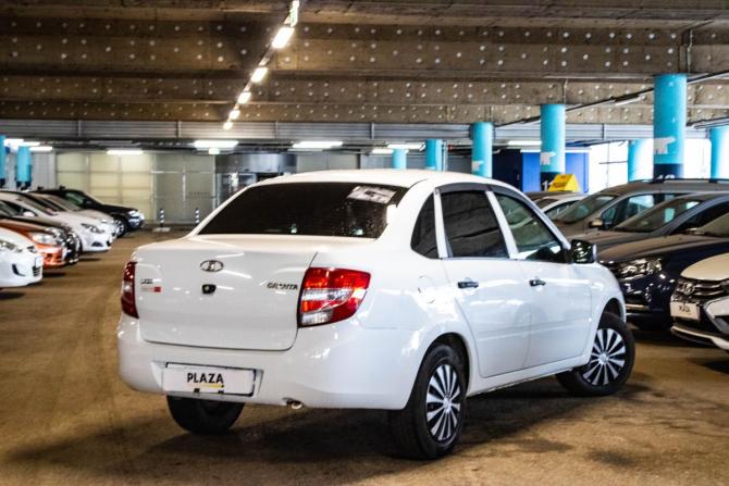 Lada (ВАЗ) Granta I с пробегом 2018 года, цена 400 000 рублей, 80195 км, седан, Автокод Объявления