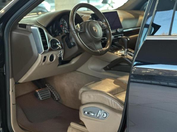Porsche Cayenne II (958) с пробегом 2011 года, цена 1 990 000 рублей, 192869 км, внедорожник, Автокод Объявления