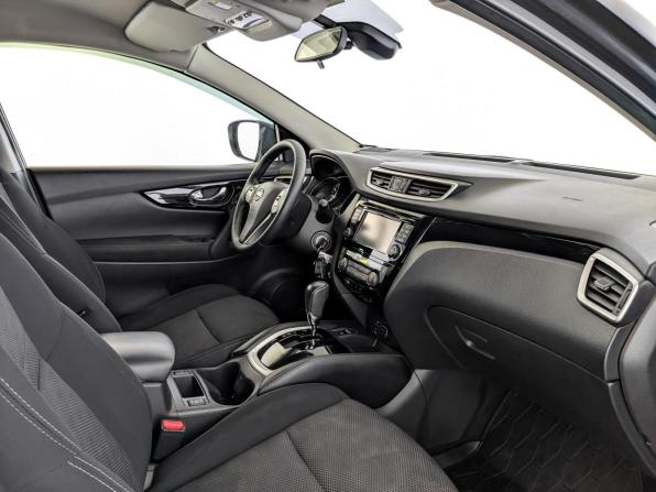 Nissan Qashqai II с пробегом 2018 года, цена 1 645 000 рублей, 120660 км, внедорожник, Автокод Объявления