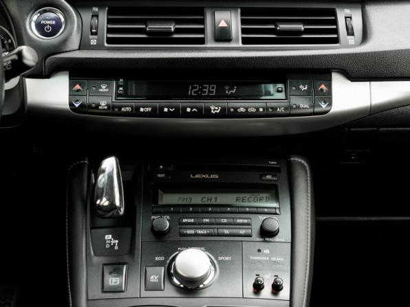 Lexus CT I с пробегом 2012 года, цена 1 750 000 рублей, 78939 км, хэтчбек, Автокод Объявления