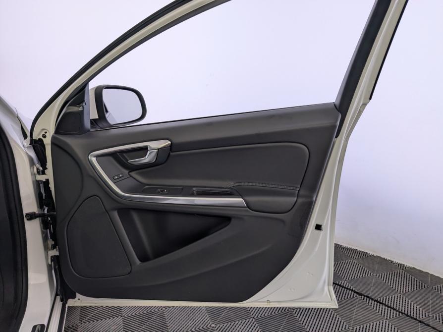 Volvo S60 II Рестайлинг Москва  - изображение 24