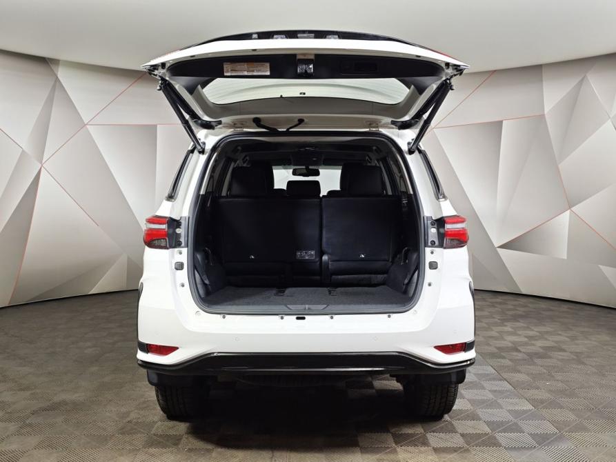 Toyota Fortuner II Рестайлинг Москва  - изображение 12