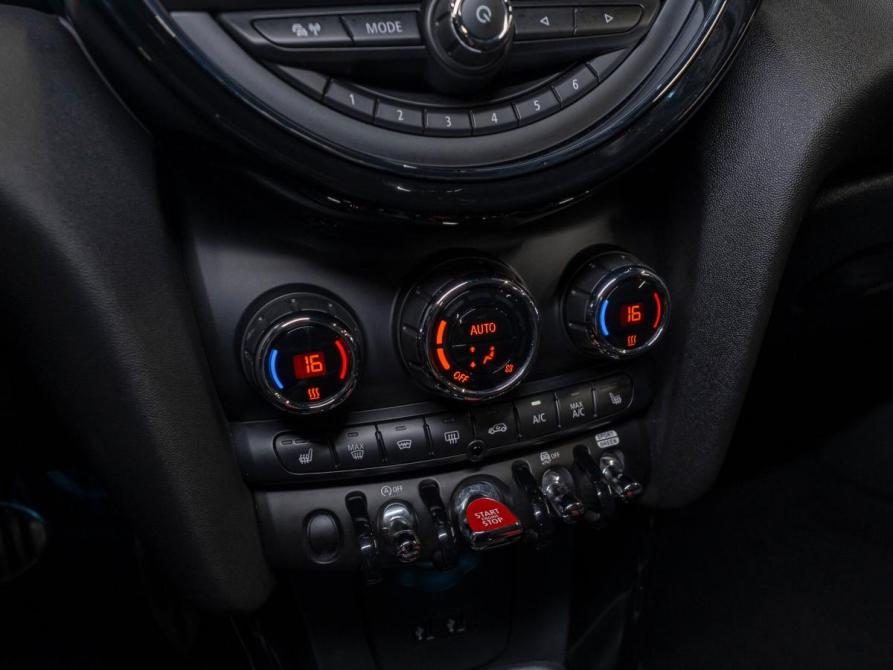 Mini Hatch III (F55/F56) Рестайлинг Москва  - изображение 16