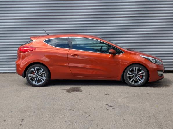 Kia Ceed II с пробегом 2013 года, цена 1 200 000 рублей, 151815 км, хэтчбек, Автокод Объявления