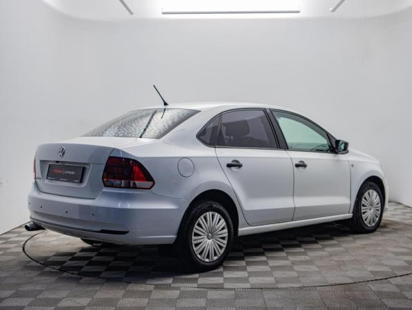 Volkswagen Polo V Рестайлинг с пробегом 2016 года, цена 742 000 рублей, 243735 км, седан, Автокод Объявления