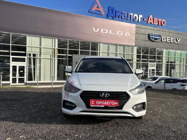 Hyundai Solaris II с пробегом 2017 года, цена 1 060 000 рублей, 194638 км, седан, Автокод Объявления