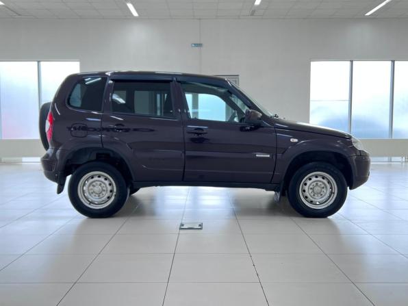 Chevrolet Niva I Рестайлинг с пробегом 2017 года, цена 760 000 рублей, 97727 км, внедорожник, Автокод Объявления