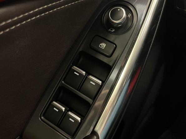 Mazda 6 III (GJ) Рестайлинг с пробегом 2015 года, цена 1 585 000 рублей, 202074 км, седан, Автокод Объявления