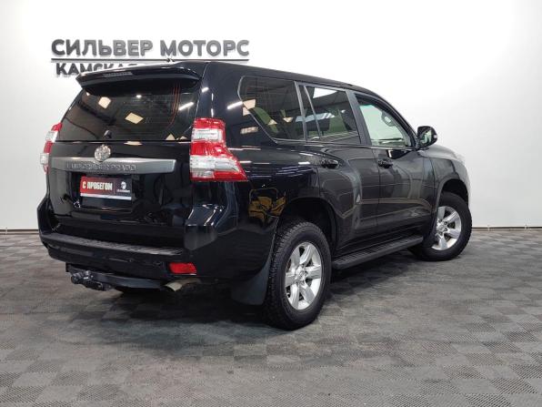 Toyota Land Cruiser Prado 150 Series Рестайлинг 1 с пробегом 2017 года, цена 3 950 000 рублей, 221000 км, внедорожник, Автокод Объявления