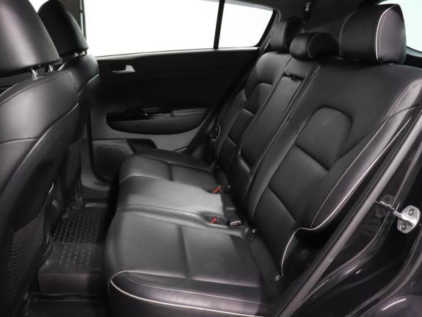 Kia Sportage IV с пробегом 2017 года, цена 2 445 700 рублей, 49500 км, внедорожник, Автокод Объявления