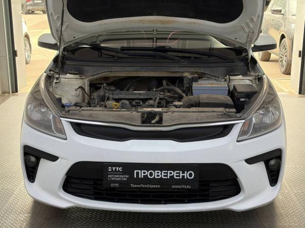 Kia Rio IV с пробегом 2018 года, цена 1 360 000 рублей, 128657 км, седан, Автокод Объявления