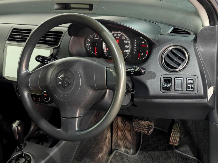 Suzuki Swift III Москва  - изображение 12