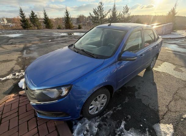 Lada (ВАЗ) Granta I Рестайлинг с пробегом 2022 года, цена 879 000 рублей, 36000 км, седан, Автокод Объявления