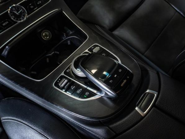 Mercedes-Benz E-Класс V (W213 S213 C238) с пробегом 2017 года, цена 2 495 000 рублей, 152643 км, седан, Автокод Объявления