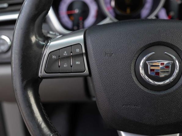 Cadillac SRX II с пробегом 2010 года, цена 900 000 рублей, 233632 км, внедорожник, Автокод Объявления