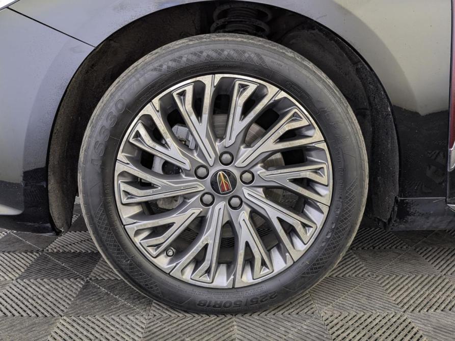 Hongqi H5 II Москва  - изображение 12