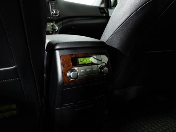 Toyota Highlander II (XU40) Рестайлинг с пробегом 2012 года, цена 2 199 700 рублей, 154500 км, внедорожник, Автокод Объявления