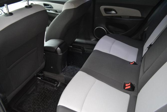 Chevrolet Cruze I Рестайлинг с пробегом 2014 года, цена 830 000 рублей, 165842 км, хэтчбек, Автокод Объявления