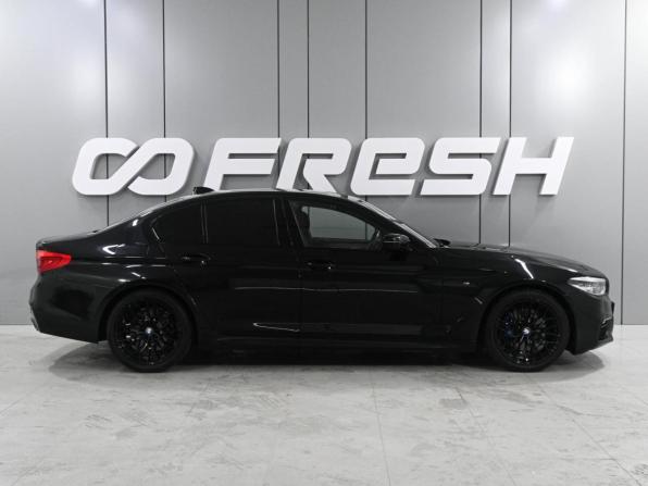 BMW 5 серии VII (G30/G31/G38) с пробегом 2019 года, цена 4 299 000 рублей, 86881 км, седан, Автокод Объявления